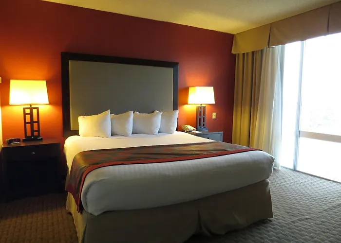 Express & - Midtown, An Ihg Hotel Phoenix