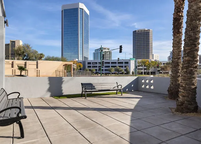 Express & - Midtown, An Ihg Phoenix