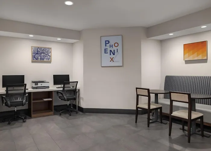 Express & - Midtown, An Ihg Phoenix