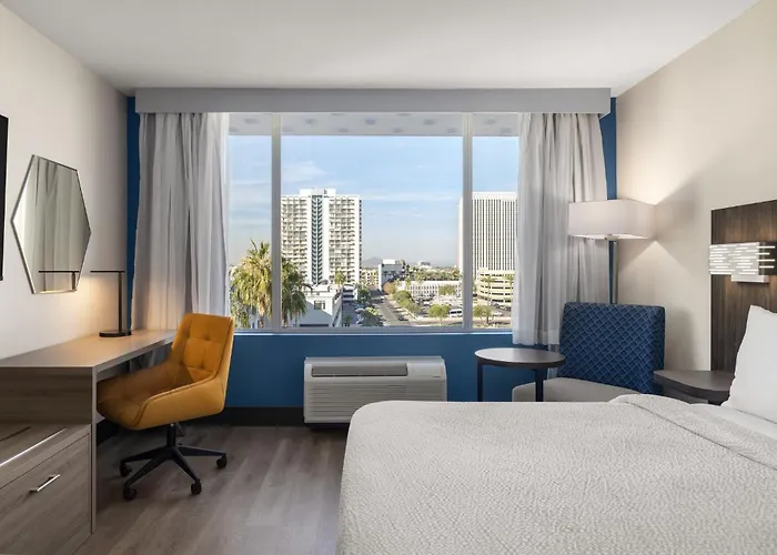 Express & - Midtown, An Ihg 3*