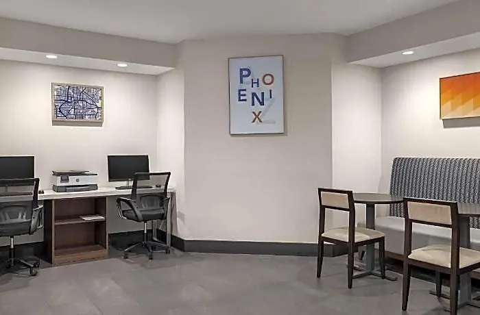 Express & - Midtown, An Ihg 3* Phoenix