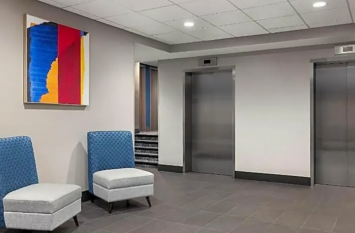 Express & - Midtown, An Ihg
