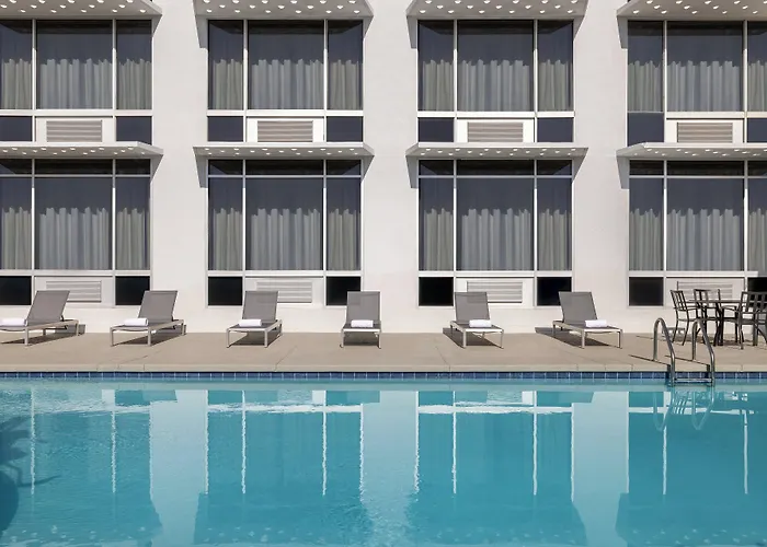 Hotel Express & - Midtown, An Ihg