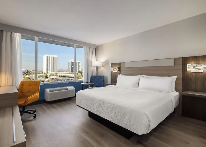 Express & - Midtown, An Ihg